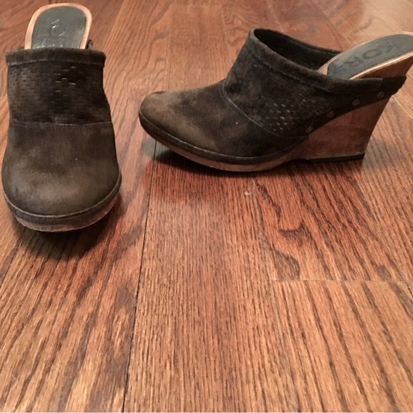 KORS by Michael Kors Nubuck Platform Wedge Clogs sz 6 - Picture 6 of 9